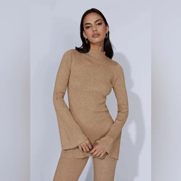 MESHKI NWT Jovie Oversized Knit Jumper Bell Sleeve Sweater Rib Knit - Picture 1 of 11